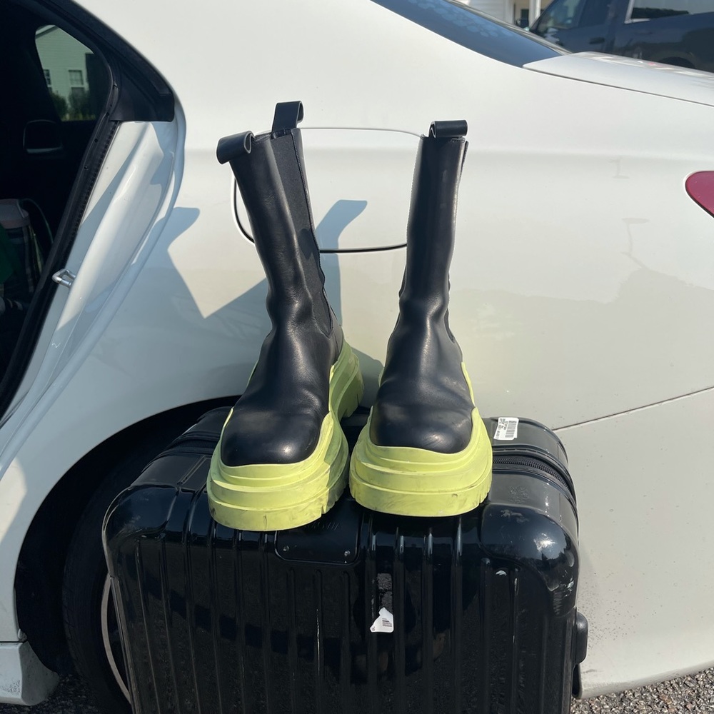 Bottega Veneta boots size 7